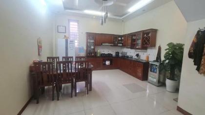 BÁN Nhà THẠCH CẦU, Long Biên 63m  MT 4m , oto ,KD, giá7,7ty .