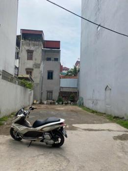Cần bán  115m ĐẤT,MT 7m Lâm Du,Bồ Đê,long Biên giá 21 TỶ , oto ,KD
