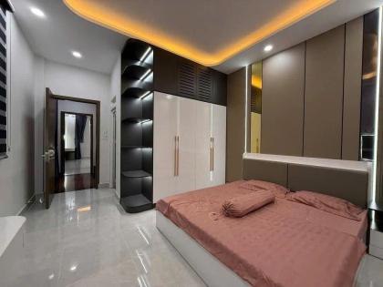 Bán Nhà (4x15) Góc 2 Mặt Tiền Đẹp Thới An 13, Quận 12 – Đường 16m, 1 Trệt 3 Lầu, Giá Tốt