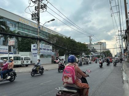 Bán CHDV 6 tầng có hầm T.máy ngang 8.5m 135m2 HXH Âu Cơ 22 PN TN 88tr sát Q11 chỉ 27 tỷ.