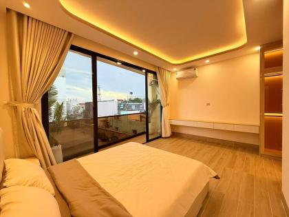 **Bán nhà mặt tiền đường C1, phường 13, Tân Bình; (4,2*12) cổng ga T3