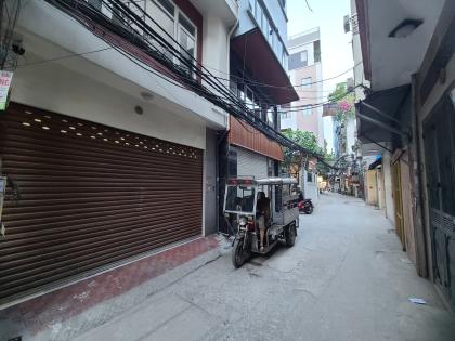 Bán nhà ngõ 192/334 Lê Trọng Tấn,diện tích 59/66m x 5 tầng, mặt tiền 4.5m, giá 20.7 tỷ