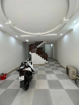 Bán nhà ngõ 192/334 Lê Trọng Tấn,diện tích 59/66m x 5 tầng, mặt tiền 4.5m, giá 20.7 tỷ