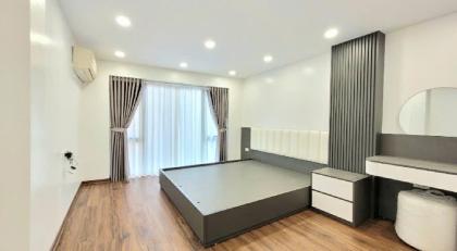 BÁN NHÀ ĐẸP BỒ ĐỀ LONG BIÊN HÀ NỘI, Ô TÔ VÀO, 20M RA PHỐ, GIÁ HỜI TO