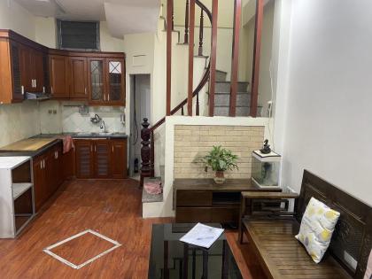 Bán nhà đường Trần Quang Diệu, Đống Đa, 2 mặt thoáng, gần ô tô, 30m2, 5 tầng