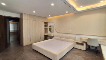 BÁN NHÀ MỚI CỔ LINH LONG BIÊN HÀ NỘI, Ô TÔ VÀO, GARA, TM, GẦN PHỐ, GIÁ MỀM