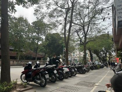Bán Nhà Mặt Phố Quận Ba Đình 43m2T MT4,3m Vỉa Hè VIEW Văn Miếu 22 Tỷ Nguyễn Thái Học.