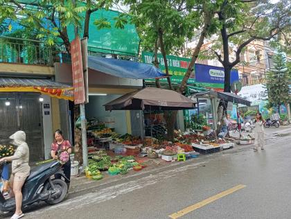 CỰC Hiếm! Mặt phố Nguyễn Khuyến, Dương Lâm mặt chợ KĐT Văn Quán sầm uất 105m2 chỉ 2x tỷ.