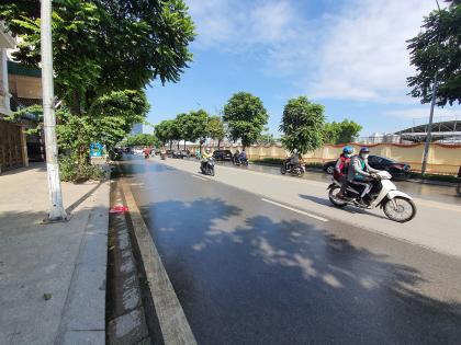 Bán Nhà Mặt Phố Quận Thanh Xuân 176m4T MT6m Vỉa Hè 1 SỔ 1 CHỦ 75,5 Tỷ Lê Trọng Tấn.