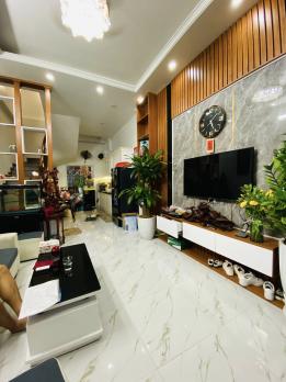 - ĐẦU NGÕ xuân đỉnh 35m2 ,5 tầng , mt 5m ,mặt ngõ 3,5m ,ngõ mặt tiền kinh doanh 8,7 tỷ
