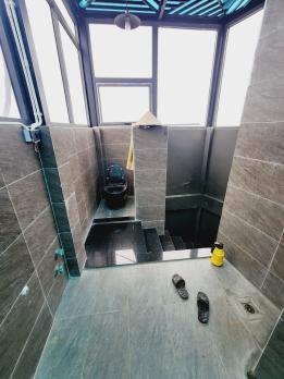 Bán nhà mặt phố Lê Văn Lương k doanh thang máy DT 155m 10T MT 11M giá 80 tỷ