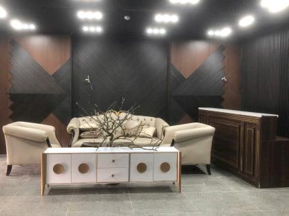 Bán nhà mặt phố Lê Văn Lương k doanh thang máy DT 155m 10T MT 11M giá 80 tỷ