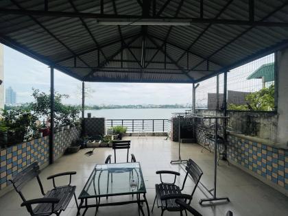 Bán Nhà Mặt Phố Quận Tây Hồ 37m5T VIEW Hồ Tây 2 THOÁNG Vừa Ở Vừa KD 24,5 Tỷ Vũ Miên.