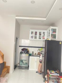 Gần KHU ẨM THỰC PHAN XÍCH LONG, HẺM BA GÁC thông, 2 Tầng DTSD 45m2, giá chỉ 3.25 tỷ.