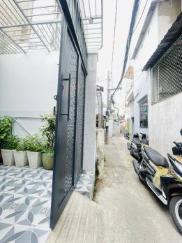 NGUYỄN THÁI SƠN - SÁT MẶT TIỀN DIỆN TÍCH CHÀ BÁ MÀ GIÁ HẠT DẺ GẤP 5.5TYBÁN.