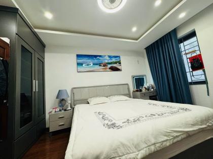 Bán nhà Quan Nhân ,diện tích 31/33m x 6 tầng, mặt tiền 4m, giá 8.5 tỷ.