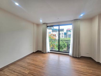 SIÊU HIẾM- Nhà Mặt Ngõ 279 Đội Cấn (MP Đại Yên) 29m/ 6T Thang máy, MT 5m 14.9 Tỷ