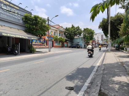 Bán nhà Mặt tiền Kha Vạn Cân, gần Võ Văn Ngân, Chợ Thủ Đưc, 8x23m, Cấp 4, 16.5 tỷ.
