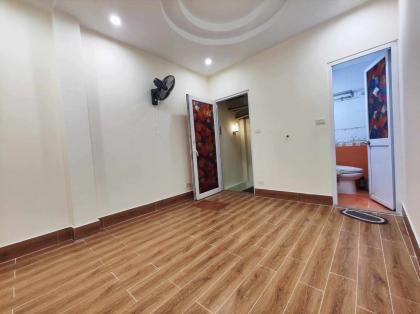 CHO THUÊ NHÀ NGUYÊN CĂN ĐƯỜNG THÀNH CÔNG, BA ĐÌNH, 4 TẦNG, NHÀ ĐẸP Ở LUÔN