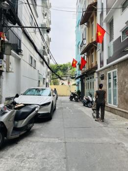 Gấp bán nhà đất Quận 1 TPHCM ,hẻm thông,khu kinh doanh diện tích lớn ,giá rẻ