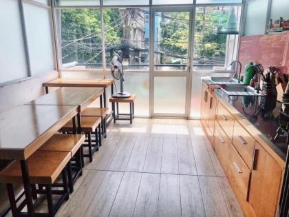 Gấp bán nhà đất mặt tiền phường Phú Nhuận TPHCM giá rẻ.khu kinh doanh,an ninh