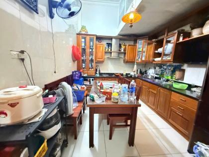 ????????BÁN NHÀ PHỐ NGUYỄN NGỌC NẠI_ PHÂN LÔ QUÂN ĐỘI _ Ô TÔ VÀO NHÀ _ DT 41M2_GIÁ 15 TỶ