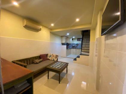Nhà Đường Cách Mạng Tháng 8 Phường 12 Quận 10.