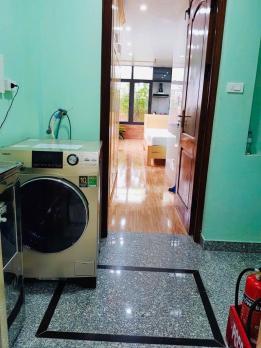 Bán nhà ngõ 158 Ngọc Hà, diện tích 40 x 6 tầng, mặt tiền 3,5m, giá 22 tỷ.