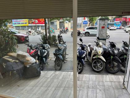 Bán Nhà Mặt Phố Quận Đống Đa 60m4T 5m Vỉa Hè Đã Hoàn Công 28,8 Tỷ Phạp Ngọc Thạch.