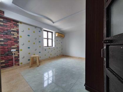 CHO THUÊ CĂN HỘ TẬP THỂ THÀNH CÔNG BA ĐÌNH, 2 NGỦ Ở LUÔN, CHỈ 4TR