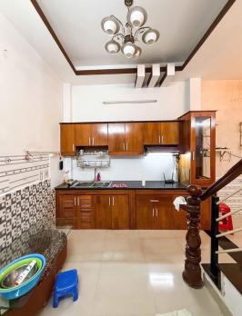 ÔTÔ ĐỖ CỔNG, Phú Nhuận, Nhà 3 Tầng, DTSD gần 70m2, giá chỉ 5.3 tỷ