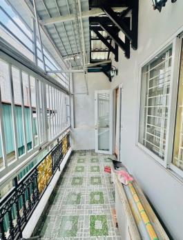 ÔTÔ ĐỖ CỔNG, Phú Nhuận, Nhà 3 Tầng, DTSD gần 70m2, giá chỉ 5.3 tỷ