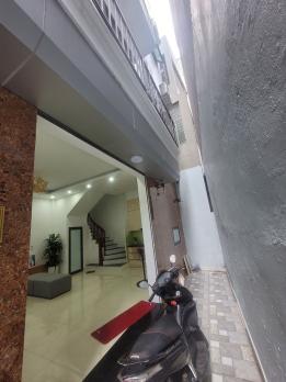 BÁN NHÀ CẦU ĐƠ 2, MỚI TINH 100%, 32M2, 7.X TỶ