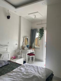 9tỷ2 - Bán nhà 2 phòng ngủ full nội thất mặt tiền Yersin P9 Đà Lạt