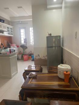 9tỷ2 - Bán nhà 2 phòng ngủ full nội thất mặt tiền Yersin P9 Đà Lạt