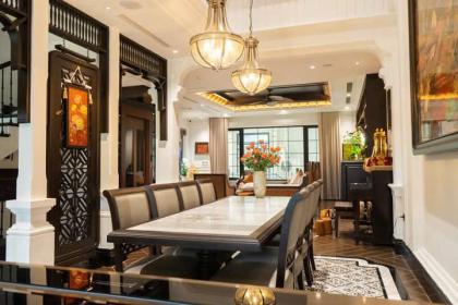 CỰC Hiếm! BT mặt phố Bùi Xuân Phái KĐT Mỹ Đình 2 gần The Zei, HD Mon City 220m2 chỉ 6x tỷ.