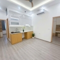 Bán căn hộ tập thể phố Vũ Ngọc Phan, Đống Đa, 70m2, nhà đẹp full nội thất, lô góc 3 mặt thoáng