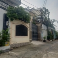 Xe tải đỗ cửa, Biệt thự  Bà Điểm, Hóc Môn, 130m, ngang 8m, chỉ 6,6 tỷ.