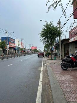BÁN NHÀ MẶT TIỀN TÔ KÝ – HÓC MÔN – NHÀ 3 LẦU – DTXD 325M² – GIÁ CHỈ 16 TỶ