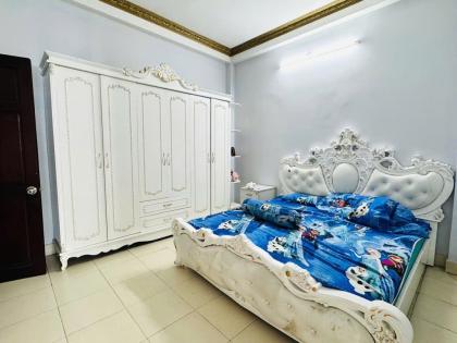 Bán nhà 5 tầng HXT Phan Huy Ích P.15 ngang 7m 105m2 sát bên chợ Bảo Ngọc Tú chỉ 12.9 tỷ.