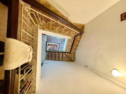 BÁN NHÀ LA THÀNH- TRUNG TÂM ĐỐNG ĐA CĂN GÓC 3 THOÁNG - DT 35M2 - GIÁ 7 TỶ