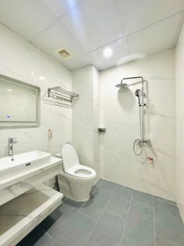 Bán nhà sát ngã tư Vạn Phúc Him Lam 75m2, 5 Tầng, 5m Mt, quận Hà Đông