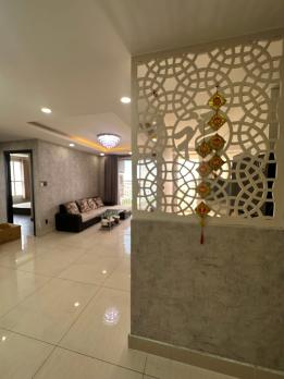 CHO THUÊ CĂN HỘ CAO CẤP QUẬN 6 – LUCKY PLACE  + Địa chỉ: 50 Phan Văn Khỏe, Phường 2, Quận 6, TP.HCM + Diện tích: 83m²