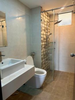 CHO THUÊ CĂN HỘ CAO CẤP QUẬN 6 – LUCKY PLACE  + Địa chỉ: 50 Phan Văn Khỏe, Phường 2, Quận 6, TP.HCM + Diện tích: 83m²
