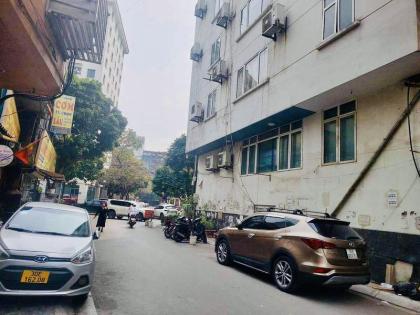 Bán Nhà P/Lô 2 Ô Tô Tránh Quận Cầu Giấy 125m2-9T Lô Góc MT10m Vỉa Hè 69 Tỷ Trần Thái Tông.