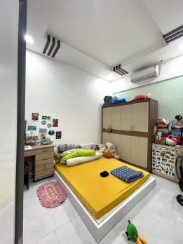 SÁT MT! Bán Nhà Đẹp 4 Tầng Xe Hơi Thông Thành Thái, 40m2, 7.2 Tỷ