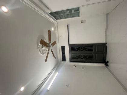 Nhà 5 tầng Bùi Thị Xuân hoàn công đủ, 3PN 4WC, 4ty1