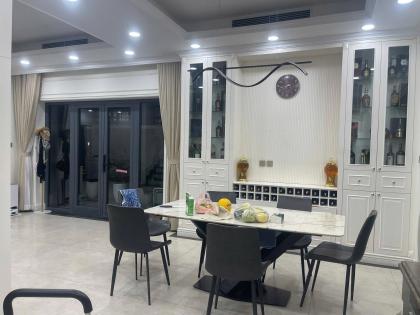 Cho thuê BT Khu nhà ở Quốc Hội Lương Thế Vinh 140m x 4 tầng 0903409888