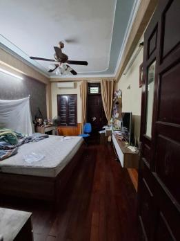 Tôi bán nhà chia lô ô tô tránh ngõ 241, 259 Chiến Thắng cạnh KĐT Văn Quán 38m2 chỉ 12.x tỷ.