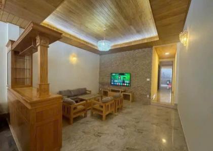 CẦN TIỀN BÁN GẤP NHÀ MẶT TIỀN KINH DOANH ĐƯỜNG TÔ NGỌC VÂN TRUNG TÂM ĐÀ LẠT 157m2 GIÁ 10.2 TỶ